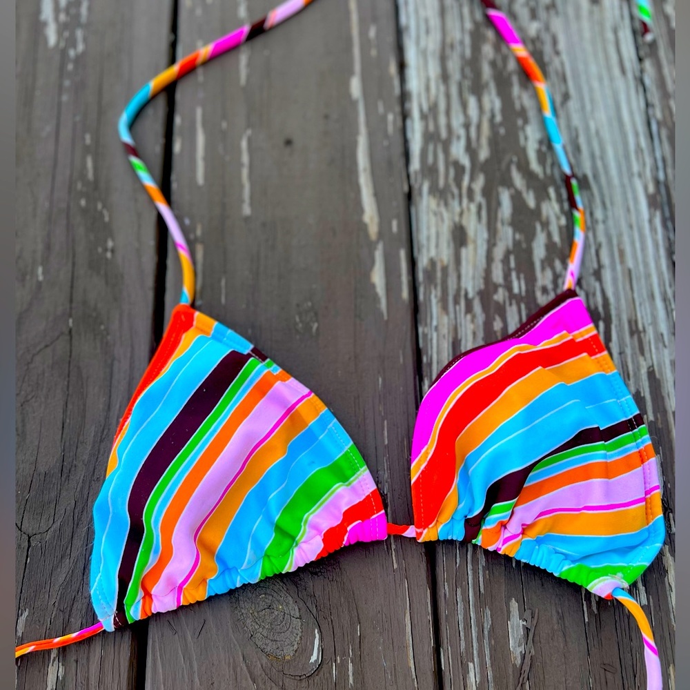 Bright and vibrant bikini TOP  Inmocean brand large but fits small gently used
